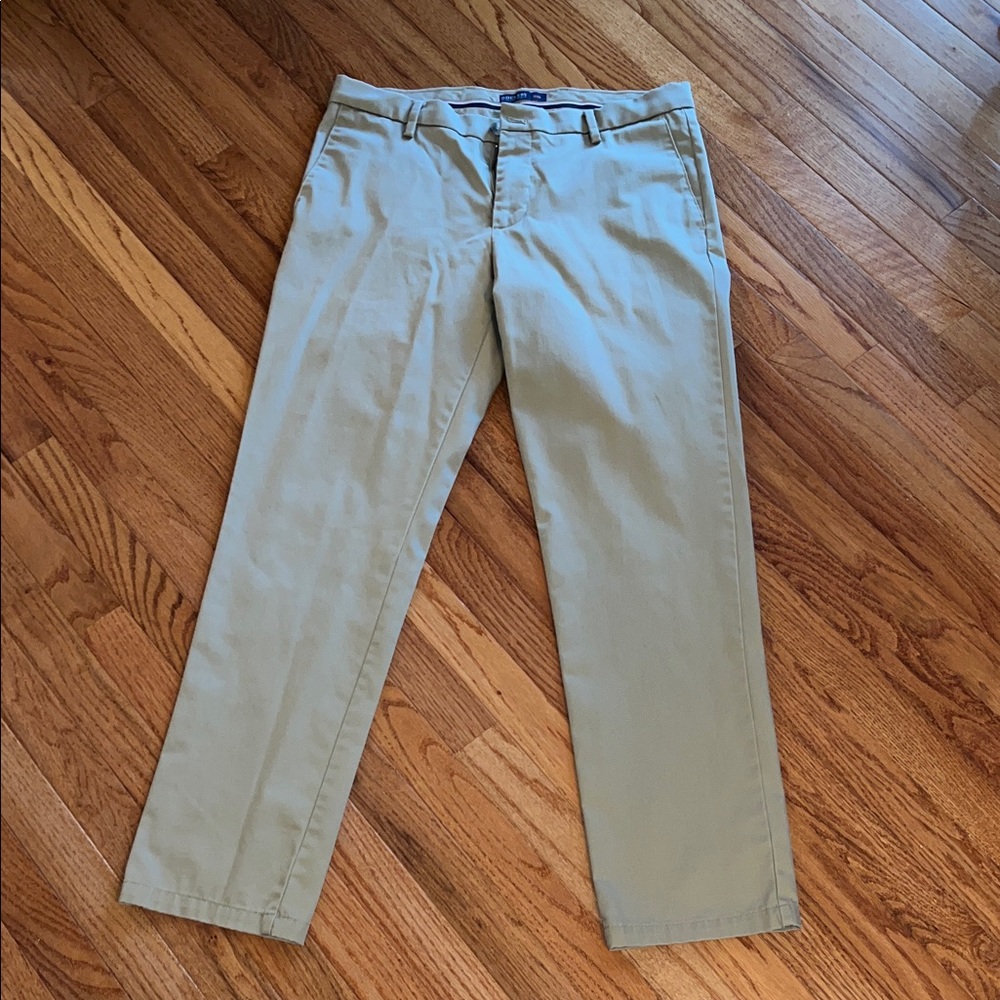 Dockers Men's Tan Chinos